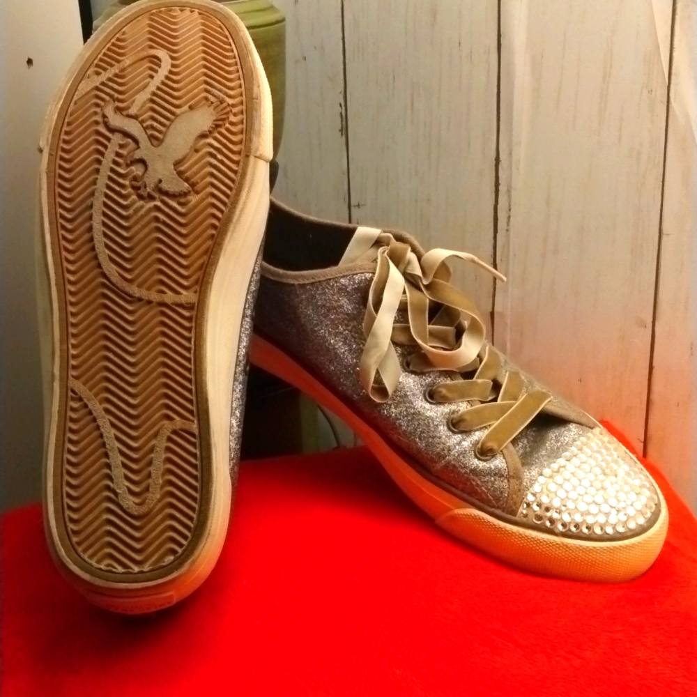 American Eagle outfitters converse
